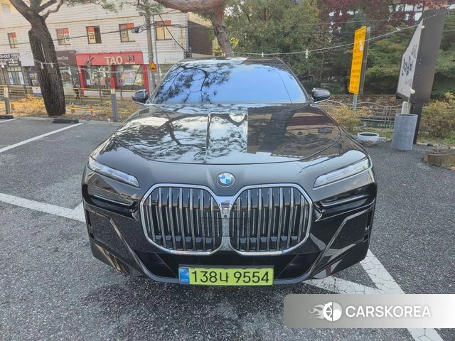 BMW 7 Series (G70) 2024 Черный из Кореи, фото 3