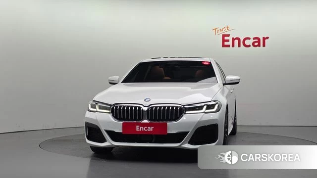 BMW 5 Series (G30) id 5033787 из Кореи 23