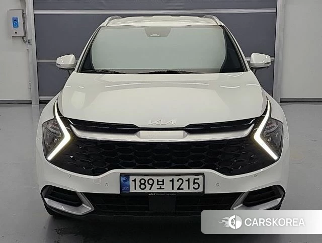Kia Sportage 5th Generation 2023 Белый из Кореи, фото 3