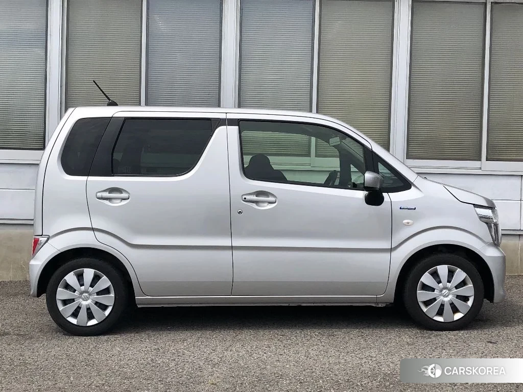Suzuki Wagon R 2023 из Японии, фото 3