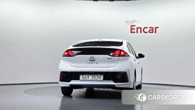 Hyundai Ionic Hybrid id 4647647 из Кореи 23