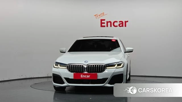 BMW 5 Series (G30) id 5040775 из Кореи 23
