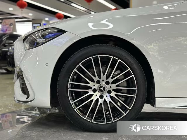 Mercedes-Benz C-class 2024 Белый из Китая, фото 3