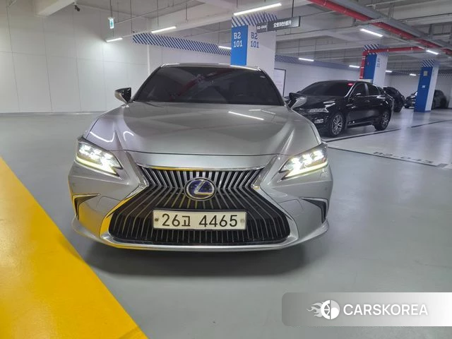 Lexus ES300h 7th generation id 5031501 из Кореи 13