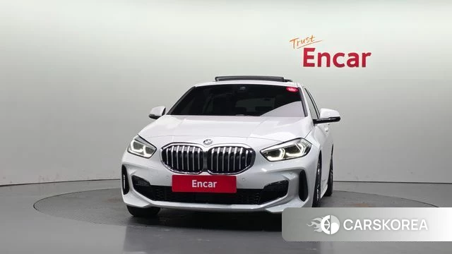 BMW 1 Series (F40) id 5033733 из Кореи 23