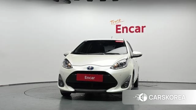 Toyota Prius C id 4873307 из Кореи 23