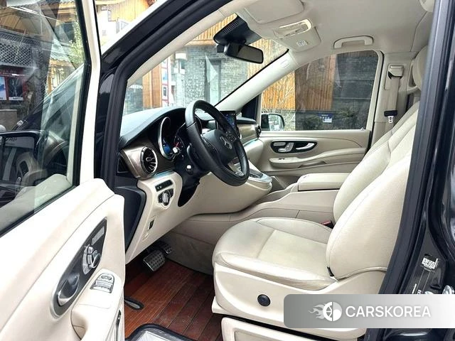 Mercedes-Benz V-Class 2021 Черный из Китая, фото 3