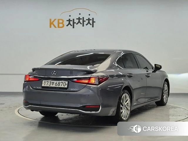 Lexus ES300h 7th generation id 5028347 из Кореи 12