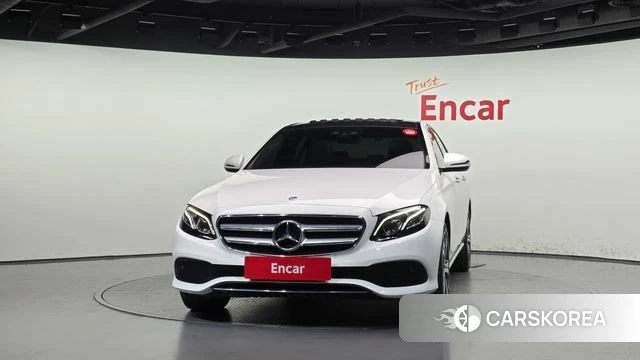 Mercedes-Benz E-Class W213 id 5023778 из Кореи 23