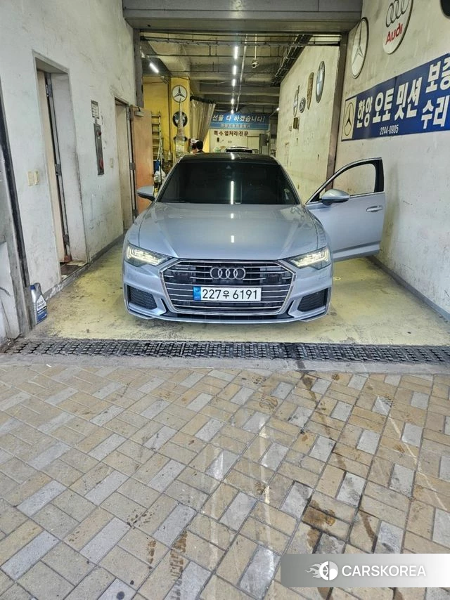 Audi A6 (C8) 2023 Светло-серебряный цвет из Кореи, фото 3