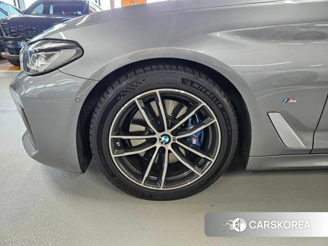BMW 5 Series (G30) id 5040189 из Кореи 13