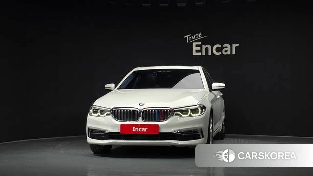 BMW 5 Series (G30) id 5023711 из Кореи 13