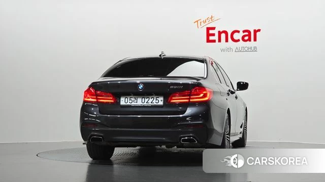 BMW 5 Series (G30) id 5035628 из Кореи 23