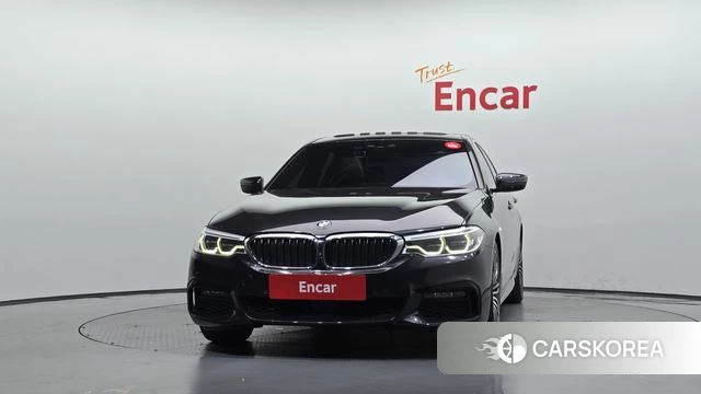 BMW 5 Series (G30) id 4992927 из Кореи 23