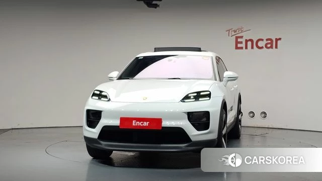 Porsche Makan EV id 4505437 из Кореи 13