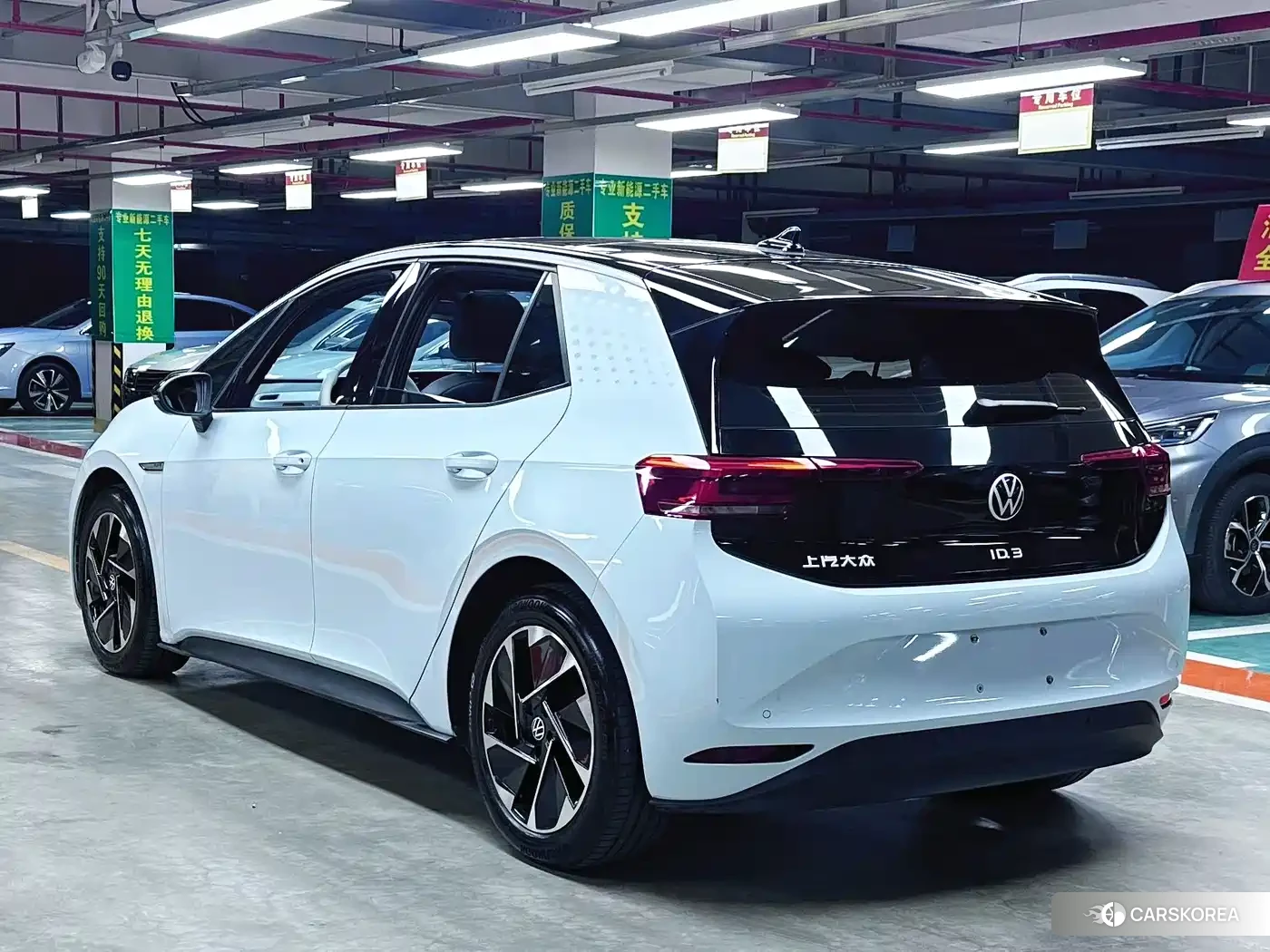 Volkswagen ID.3 2023 Белый из Китая, фото 4