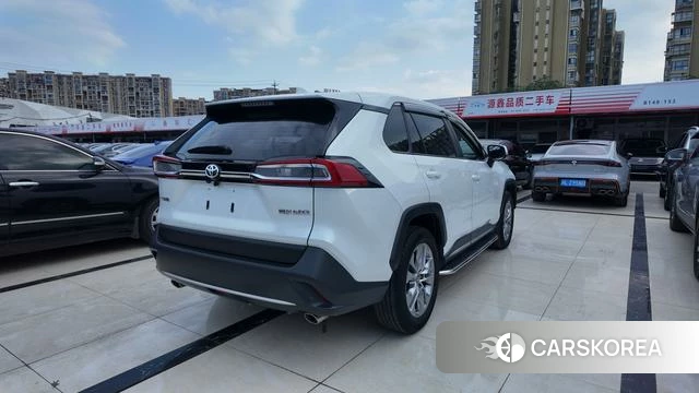 Toyota Wildlander 2022 Белый из Китая, фото 4