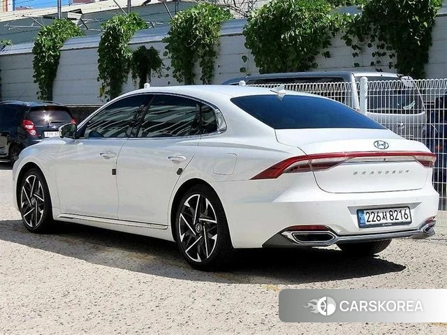 Hyundai The New Grandeur IG id 4784955 из Кореи 13