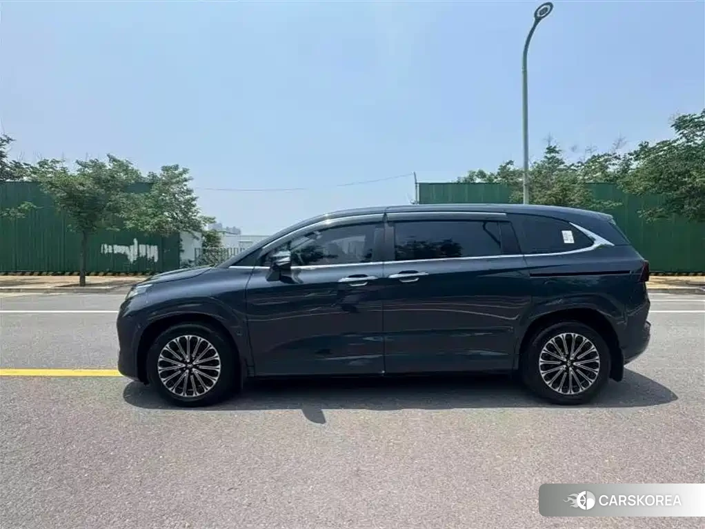 Hyundai Custo 2025 Синий из Китая, фото 3