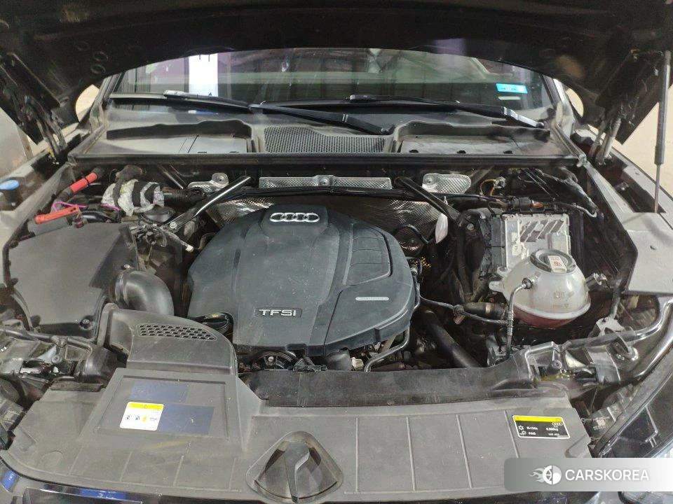 Audi Q5L 2020 Черный из Китая, фото 3