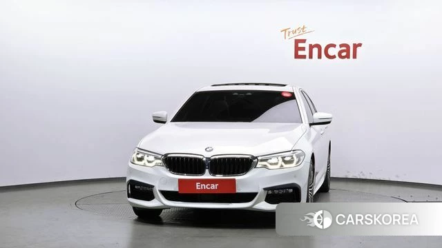 BMW 5 Series (G30) id 4978225 из Кореи 13