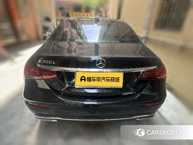 Mercedes-Benz E-Class 2022 Черный из Китая, фото 3