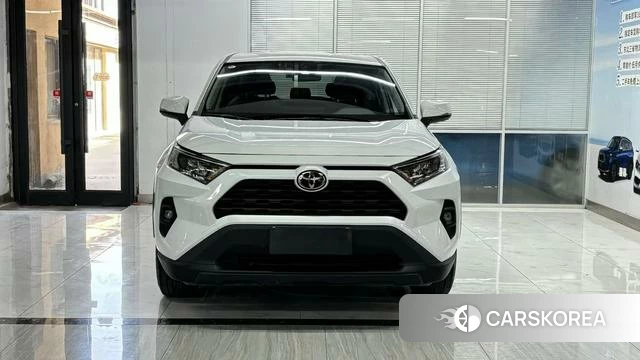 Toyota RAV4 2024 Белый из Китая, фото 4
