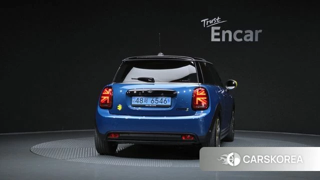 Mini Cooper Electric id 4950633 из Кореи 23