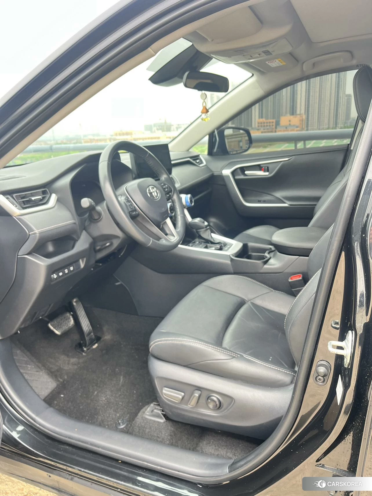 Toyota Wildlander 2023 Черный из Китая, фото 3