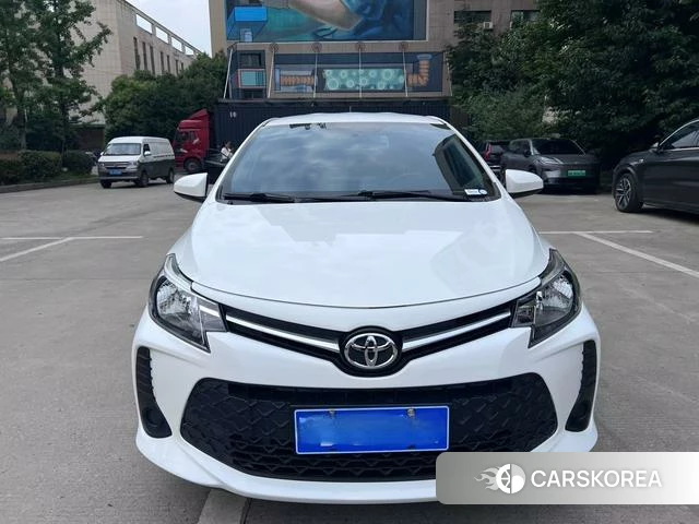 Toyota Vios 2022 Белый из Китая, фото 3
