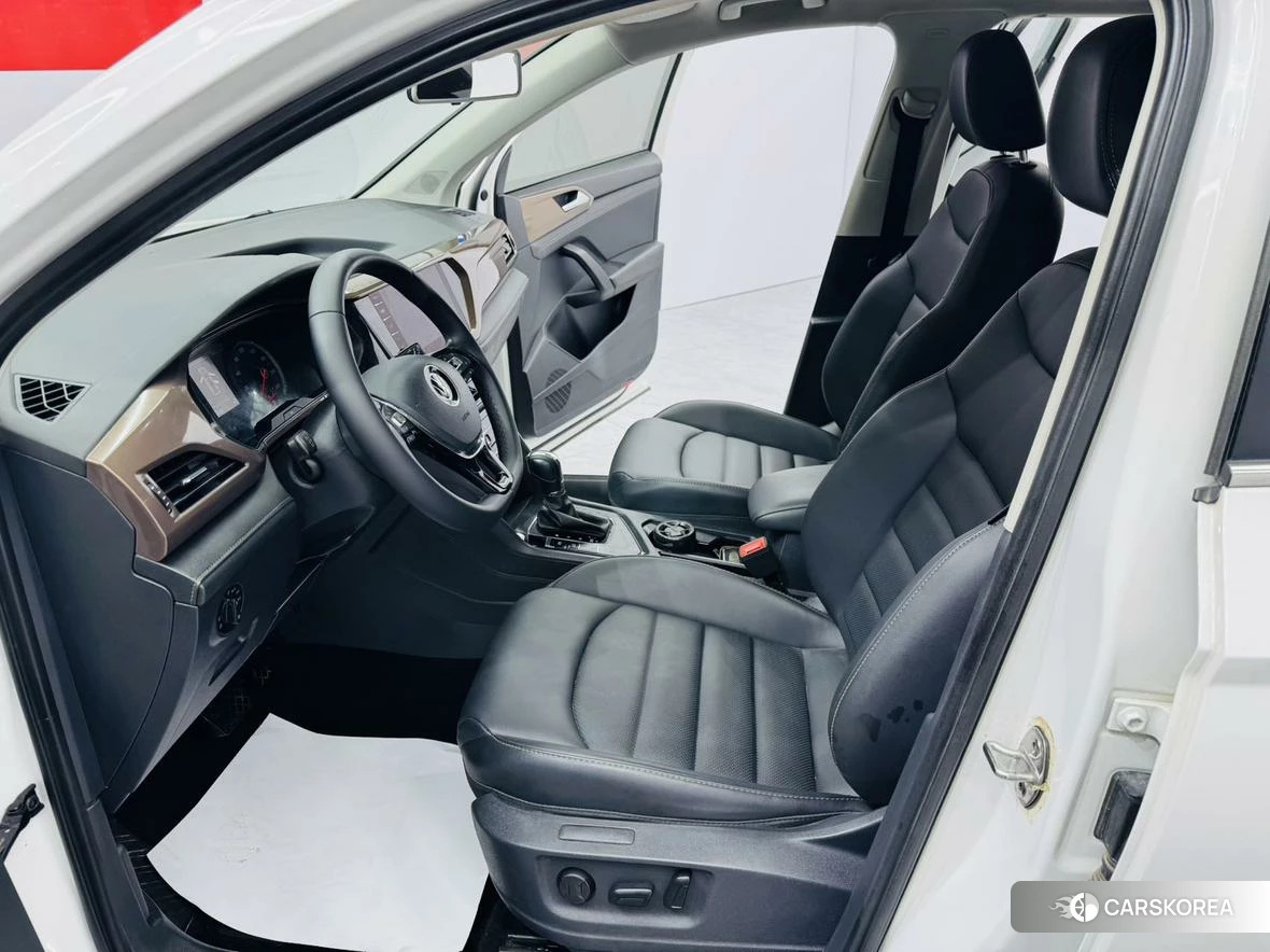 Volkswagen Tharu 2020 Белый из Китая, фото 6