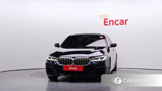 BMW 5 Series (G30) id 3567317 из Кореи 13
