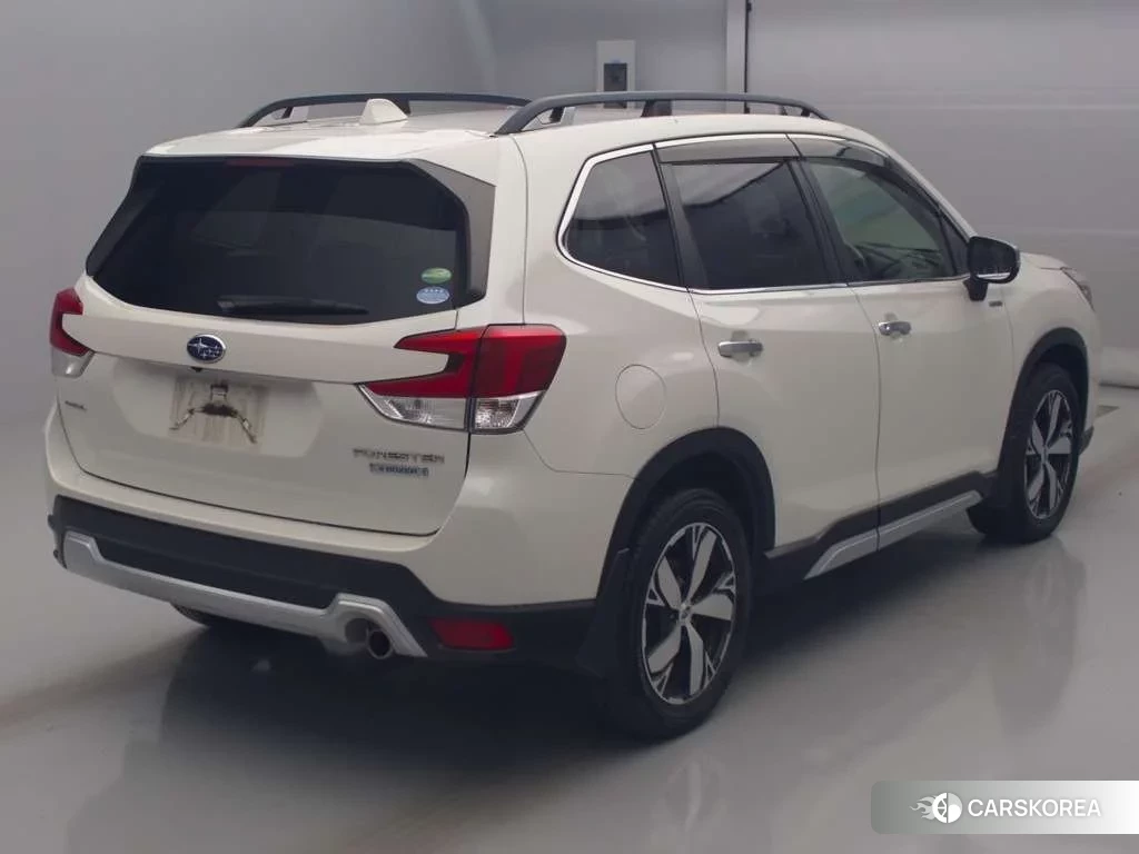 Subaru Forester 2019 из Японии, фото 3