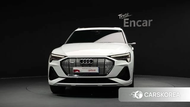 Audi e-Tron id 4921622 из Кореи 13