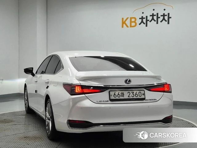 Lexus ES300h 7th generation id 4930924 из Кореи 11