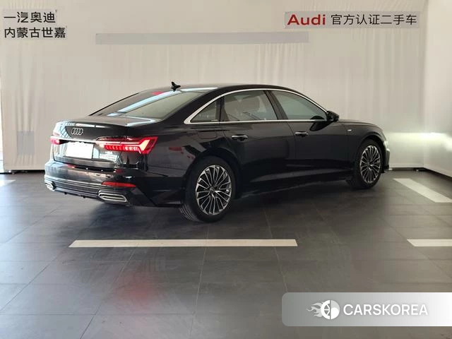 Audi A6L 2021 Черный из Китая, фото 3