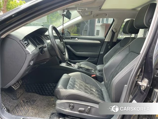 Volkswagen Magotan 2021 Черный из Китая, фото 3