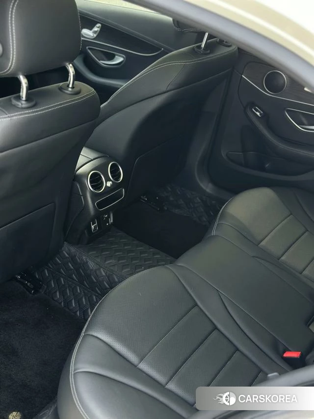 Mercedes-Benz C-class 2021 Белый из Китая, фото 6