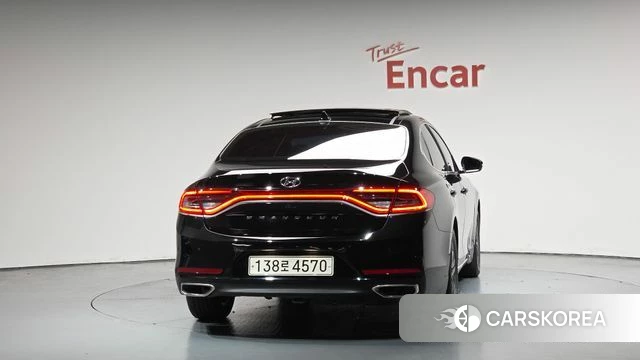 Hyundai Grandeur IG id 4502281 из Кореи 23