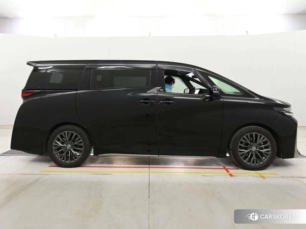 Toyota Vellfire 2023 из Японии, фото 3