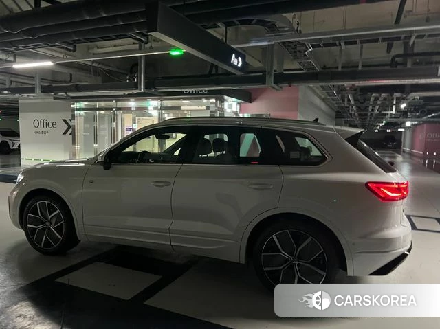 Volkswagen Touareg 3rd generation 2026 Белый из Кореи, фото 3
