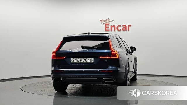 Volvo V60 Cross-Country 2nd Generation id 5013396 из Кореи 23