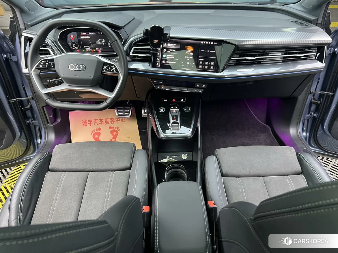 Audi Q4 2023 Синий из Китая, фото 5