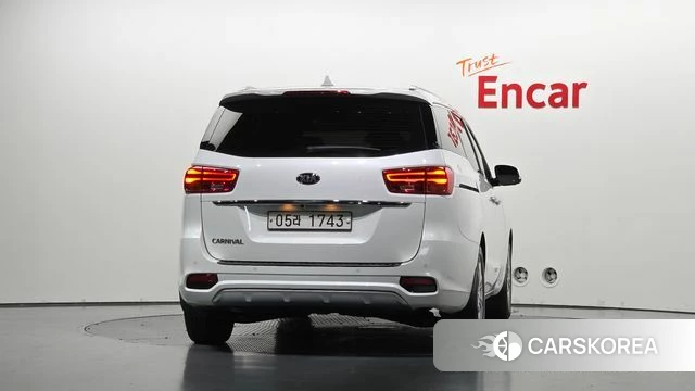 Kia The New Carnival id 5029411 из Кореи 23