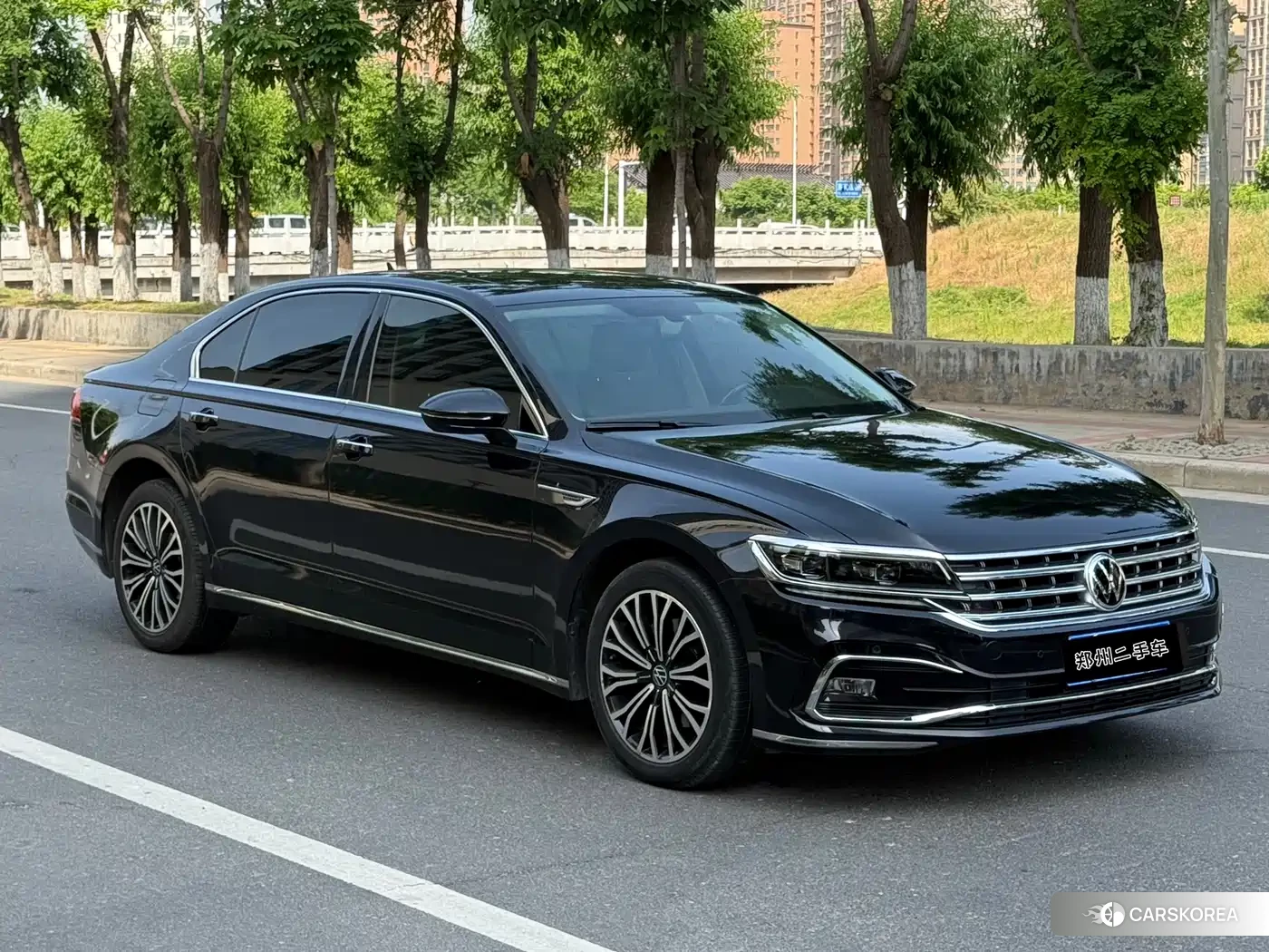 Volkswagen Phideon 2021 Черный из Китая, фото 3