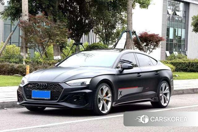Audi S5 2021 Черный из Китая, фото 5