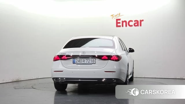 Mercedes-Benz E-Class W214 id 4916249 из Кореи 23