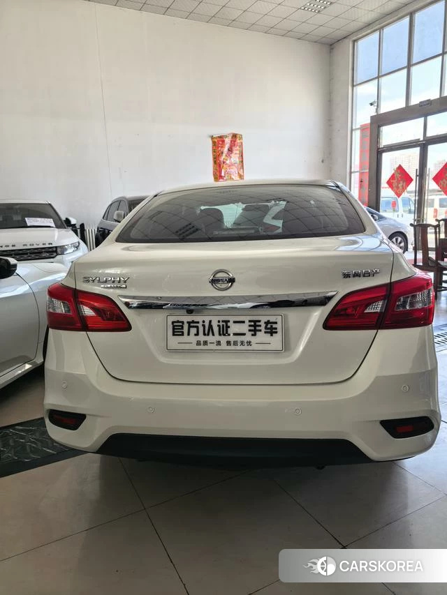Nissan Sylphy 2023 Белый из Китая, фото 3