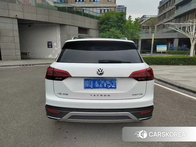 Volkswagen Tayron 2021 Белый из Китая, фото 3