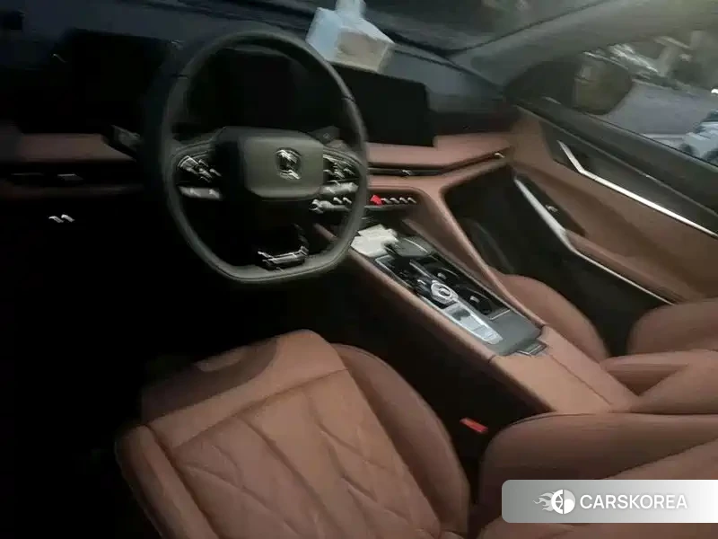 Chang'an CS75PLUS 2024 Черный из Китая, фото 3